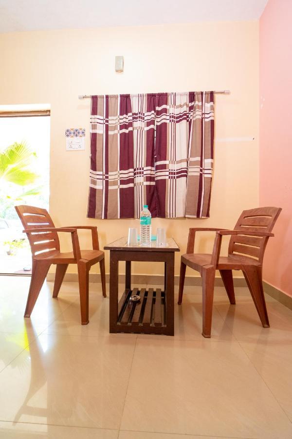 Dwaraka Residency Hotell Mahabalipuram Exteriör bild