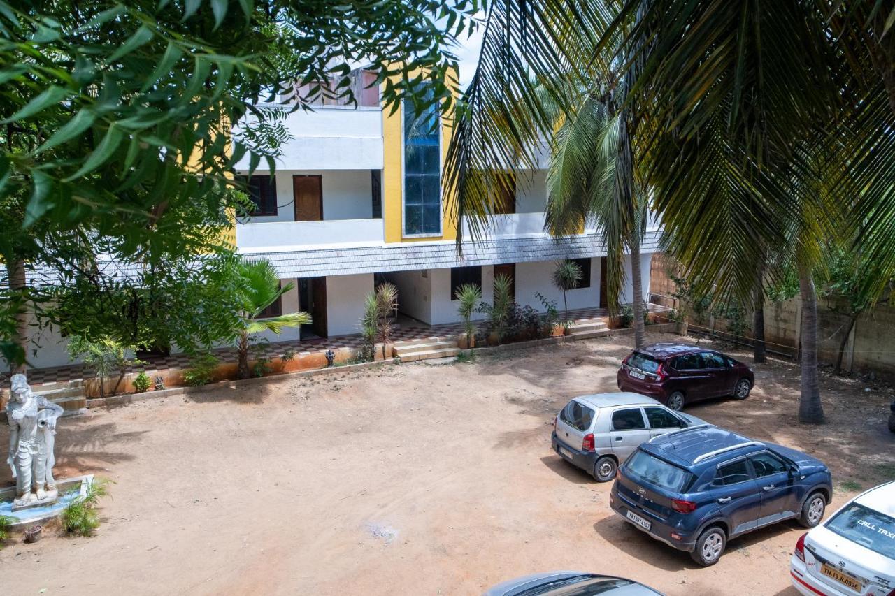 Dwaraka Residency Hotell Mahabalipuram Exteriör bild