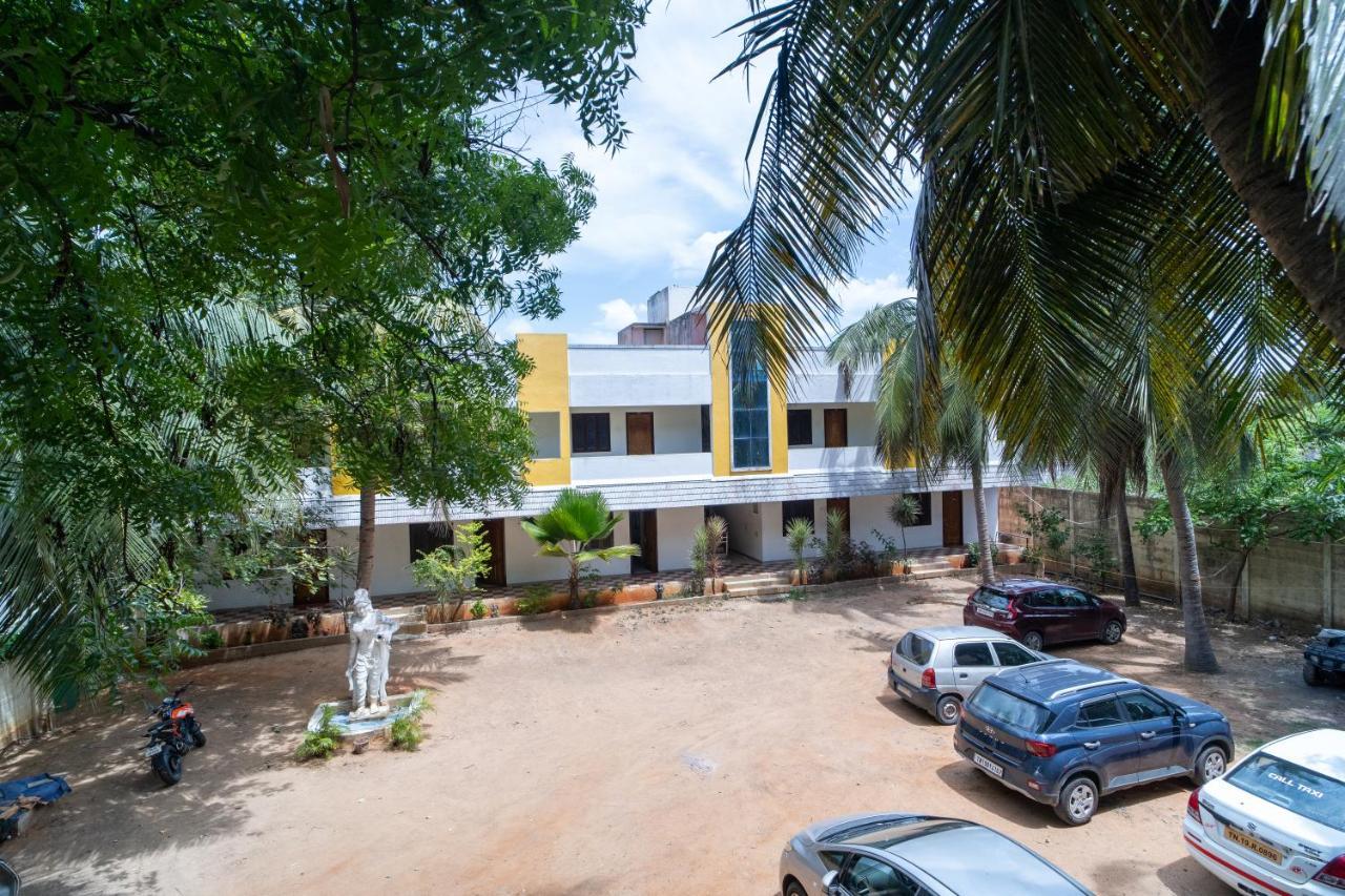 Dwaraka Residency Hotell Mahabalipuram Exteriör bild