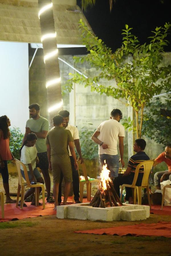 Dwaraka Residency Hotell Mahabalipuram Exteriör bild