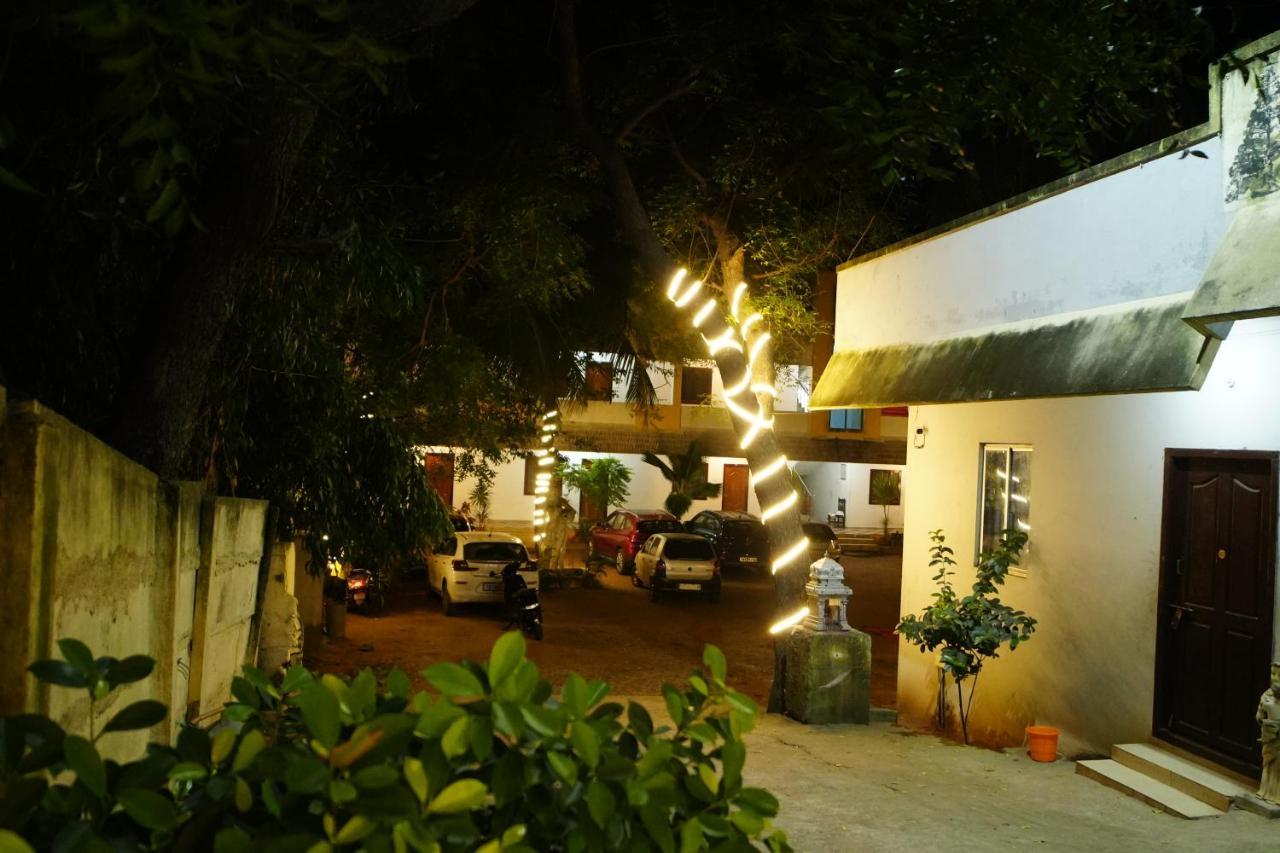 Dwaraka Residency Hotell Mahabalipuram Exteriör bild