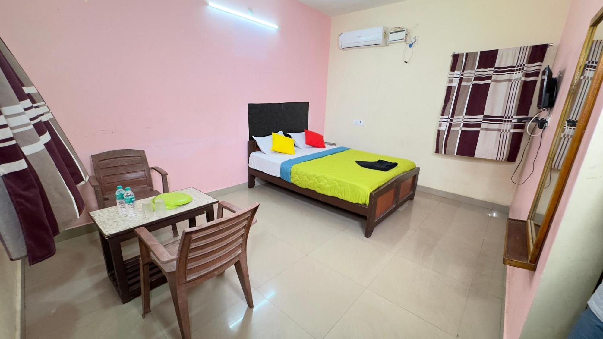 Dwaraka Residency Hotell Mahabalipuram Exteriör bild